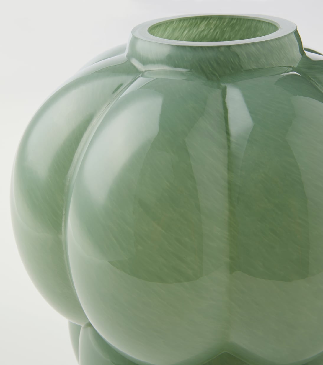 Uva Small vase | AYTM