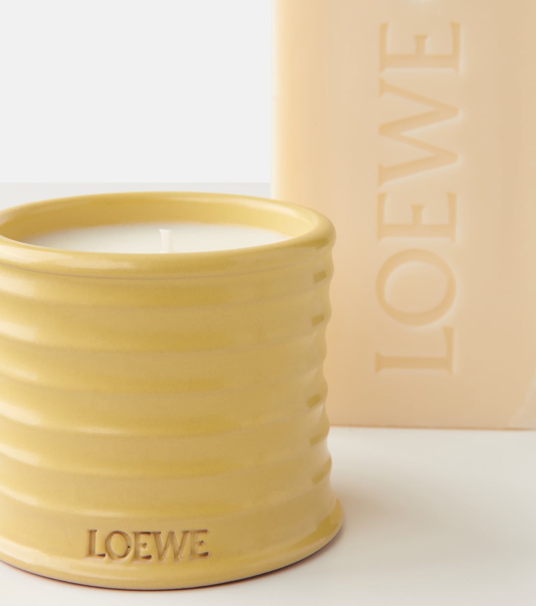 Small scented candle and bar soap set  | Loewe Home Scents