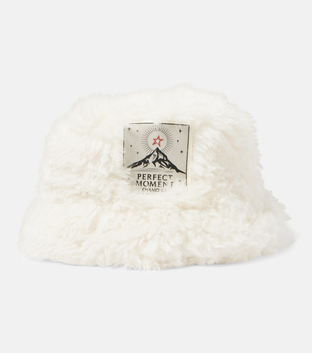 Fluffy white bucket hat 2025