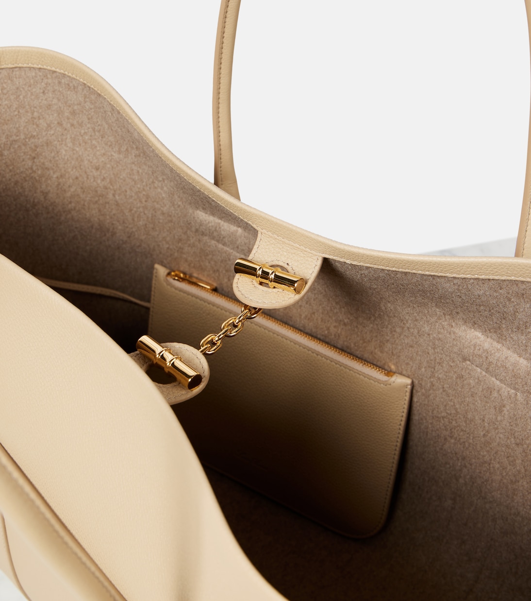 Tote Ghiera Large aus Leder | Loro Piana
