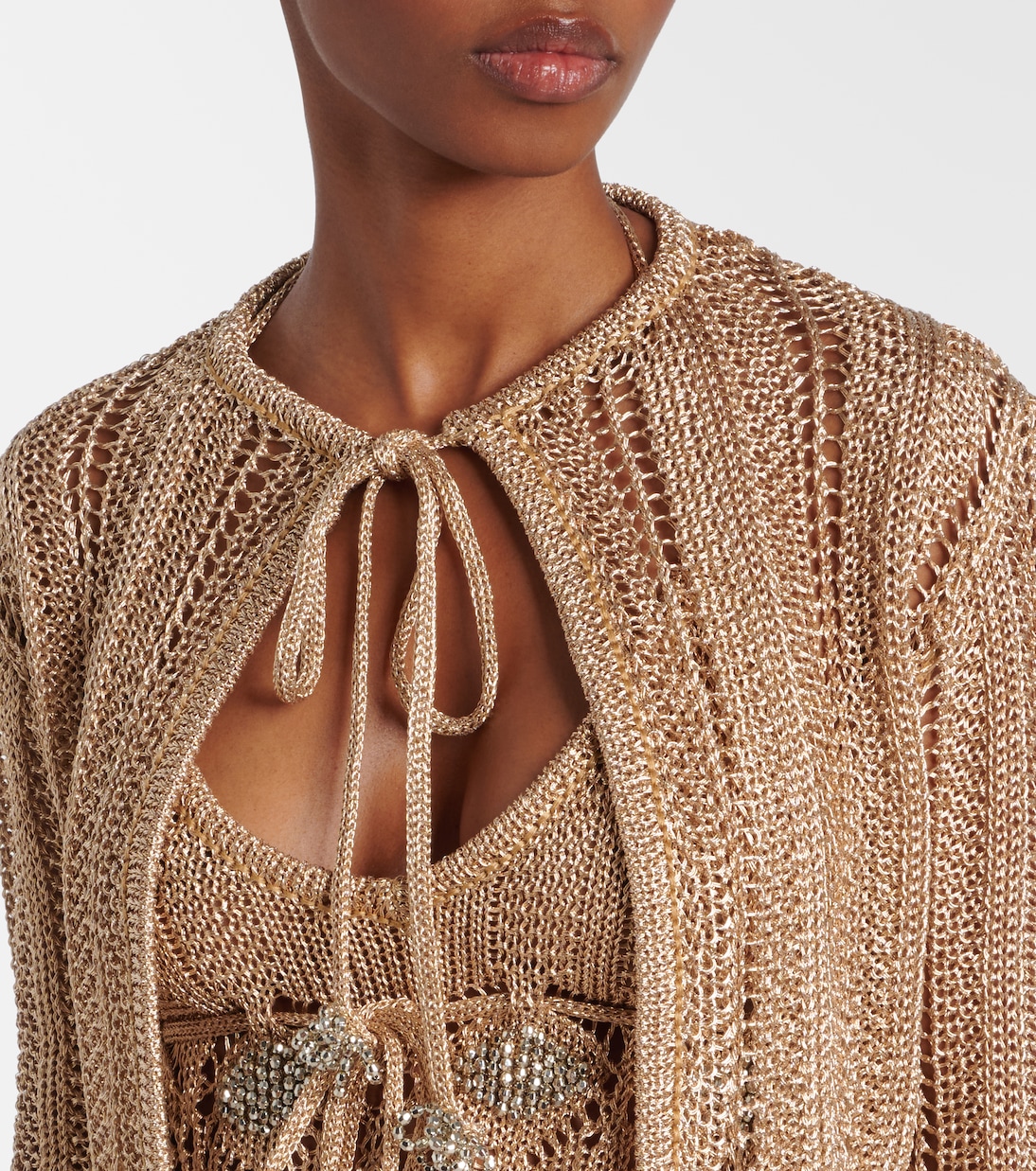 Cardigan cropped in crochet con decorazioni | Rabanne