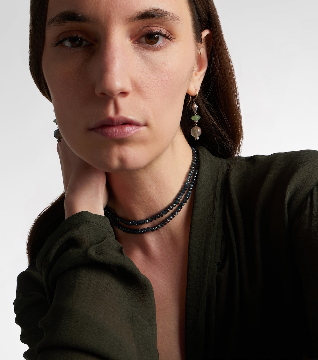 Collar con cuentas y cianitas | Ileana Makri