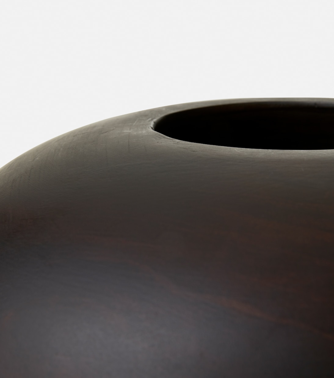 by Colin King - Vaso Surround in legno | Audo Copenhagen