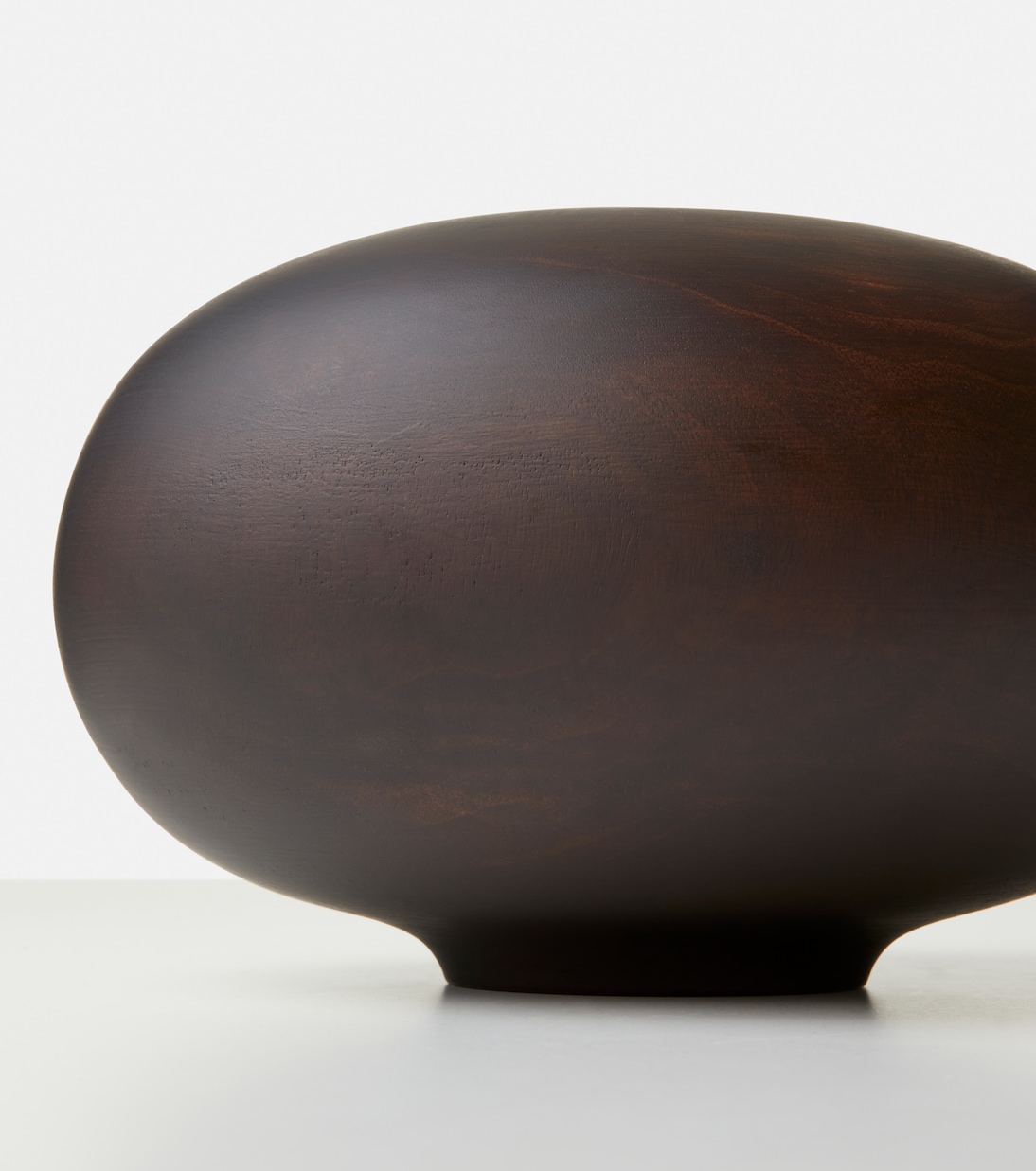by Colin King - Vaso Surround in legno | Audo Copenhagen