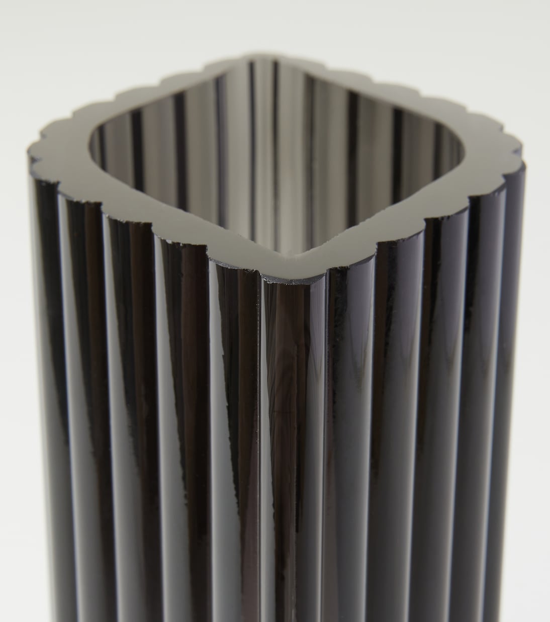 Folium Low vase | AYTM
