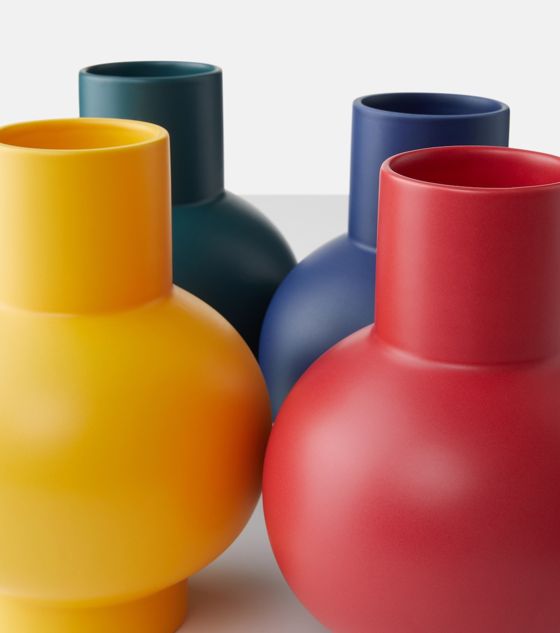 Strøm Large vase by Nicholai Wiig-Hansen | Raawii