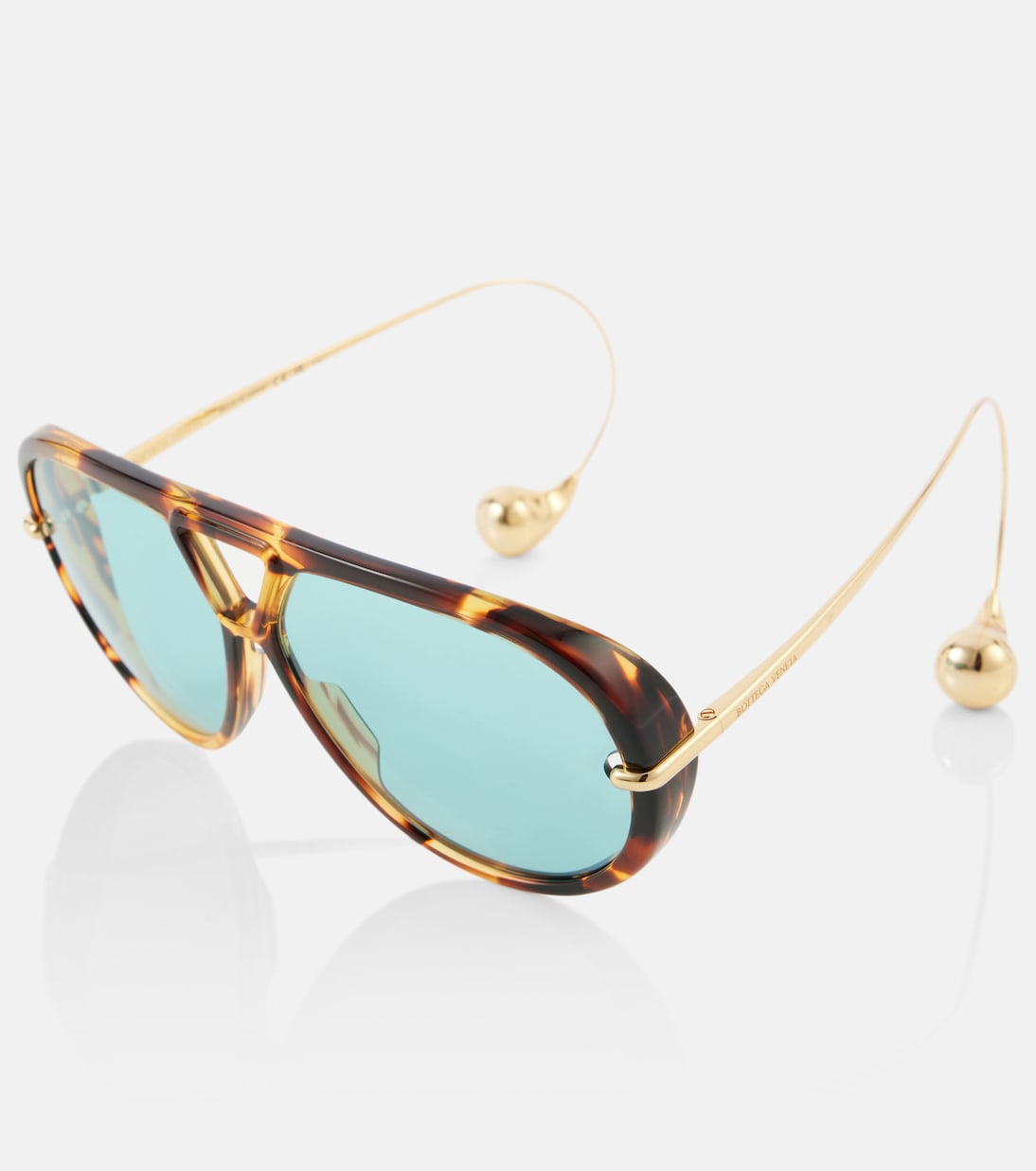 Occhiali da sole stile aviatore Bottega Veneta per giovani trendy