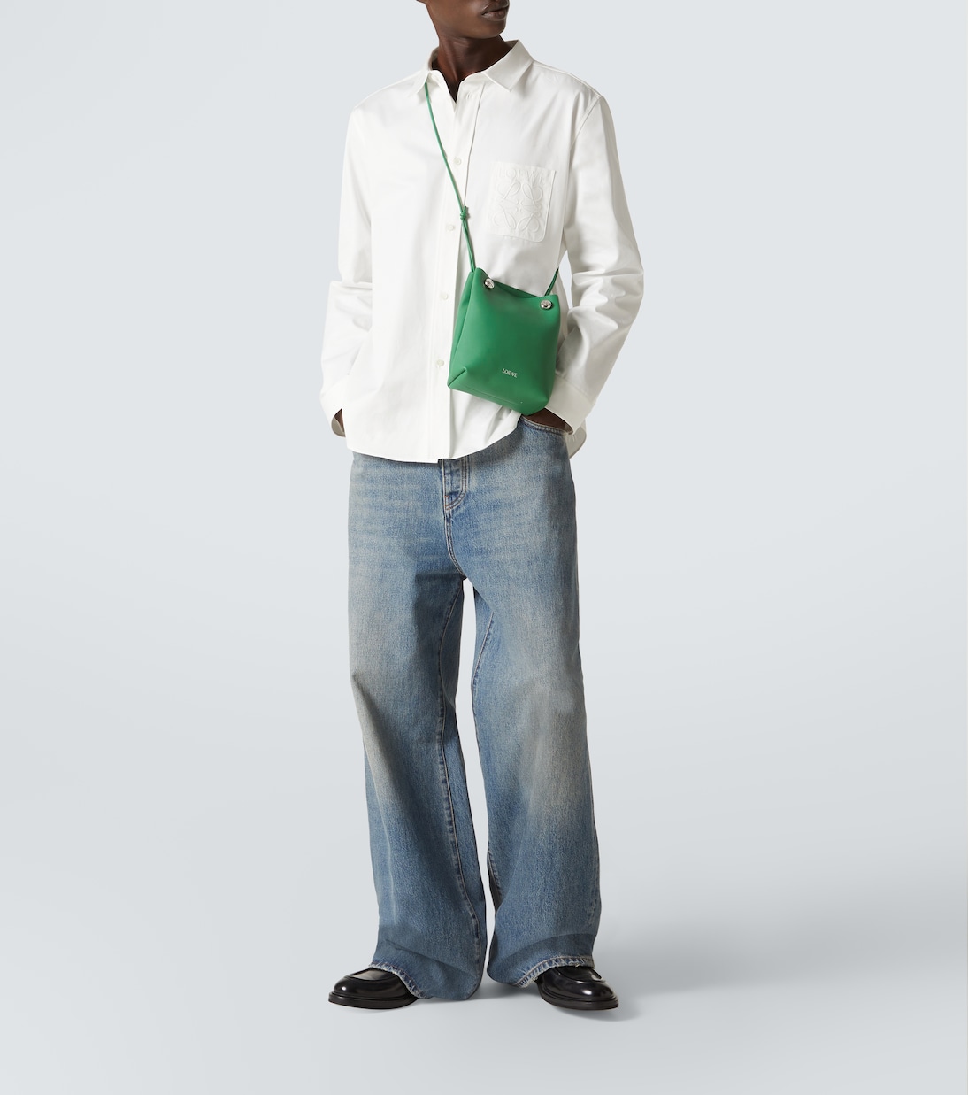 Messenger Bag Pebble aus Leder | Loewe