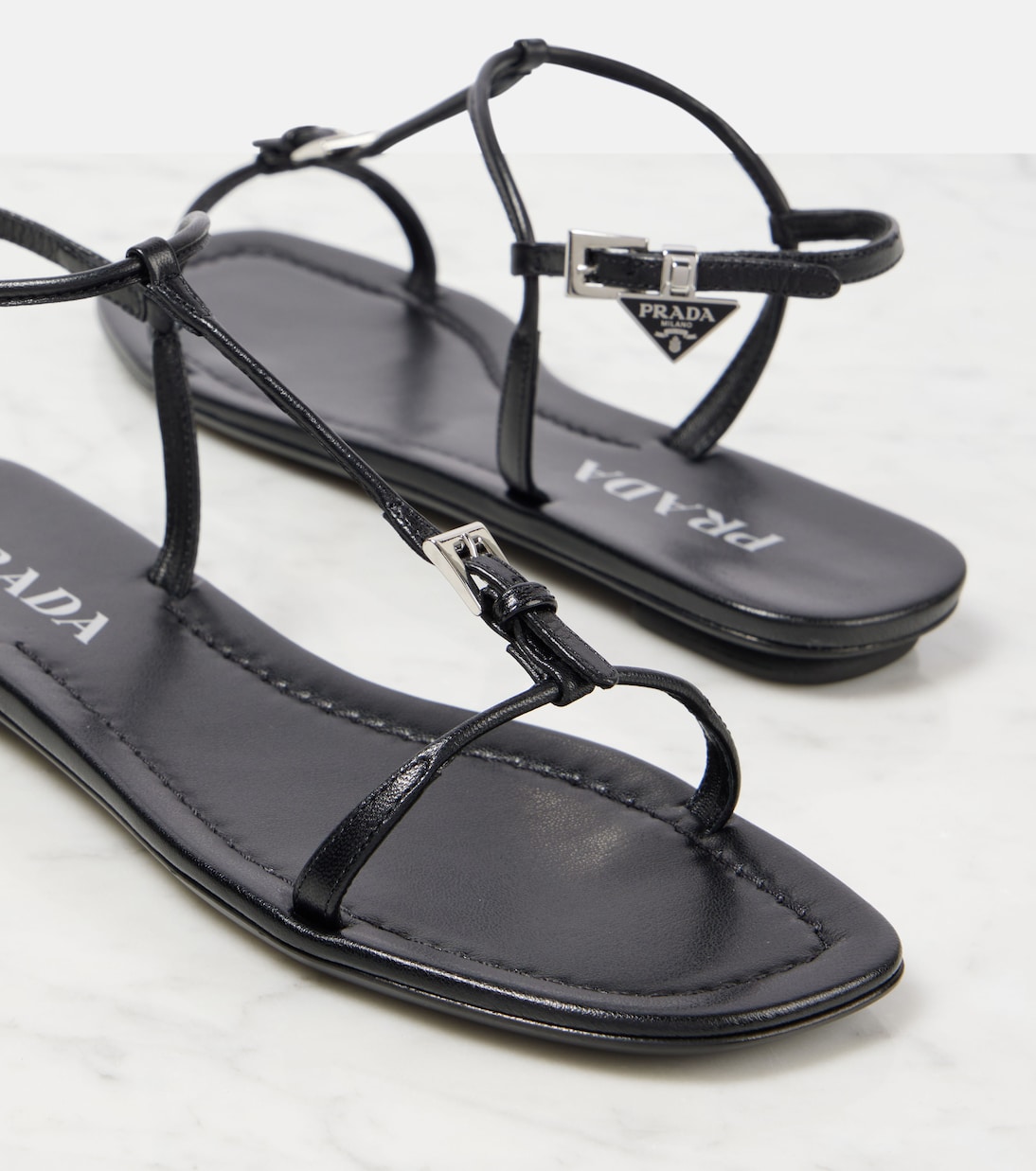 Sandali in Pelle PRADA per Giovani Stilisti