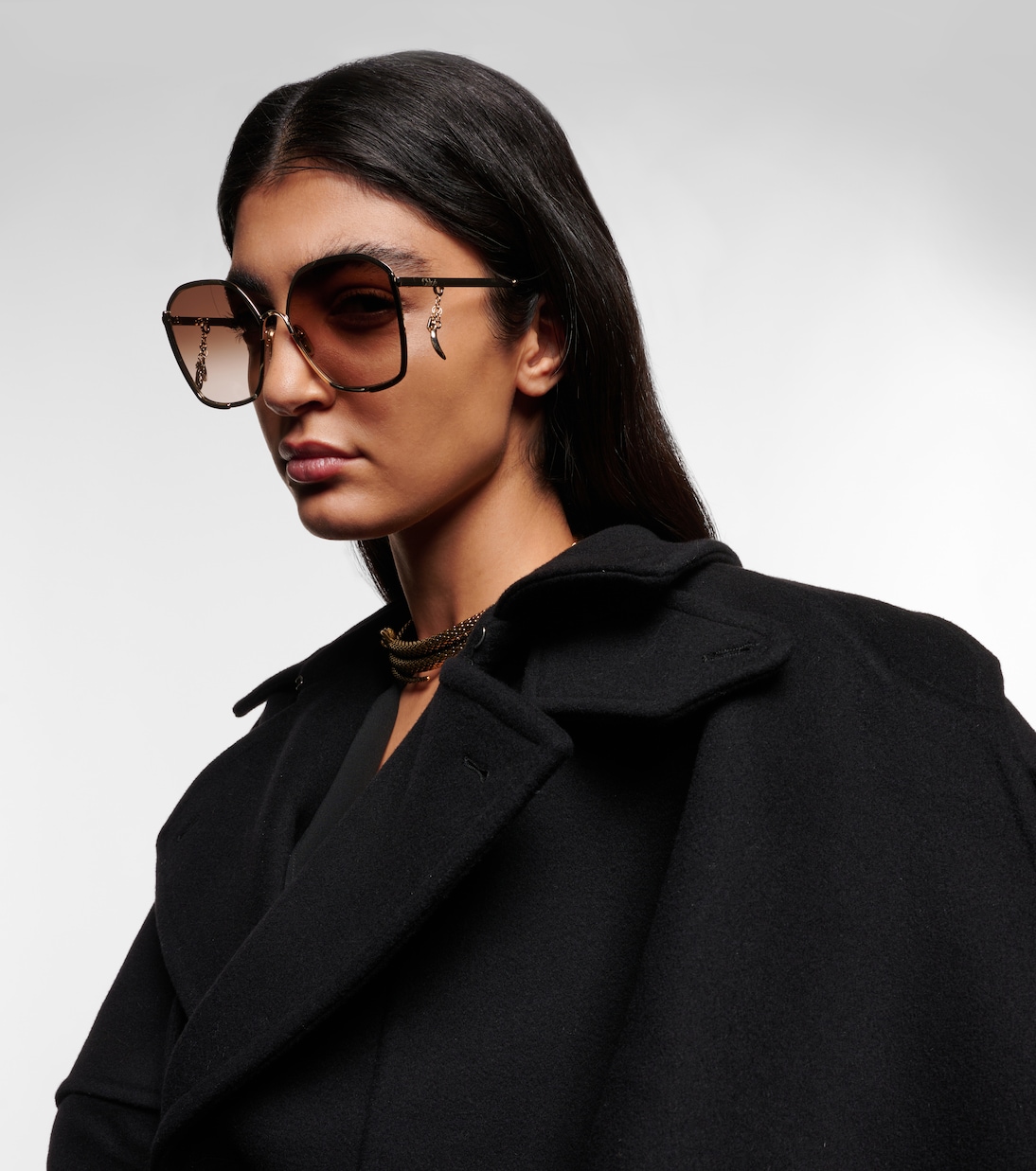 Occhiali da sole quadrati Chloé: stile giovane e iconico