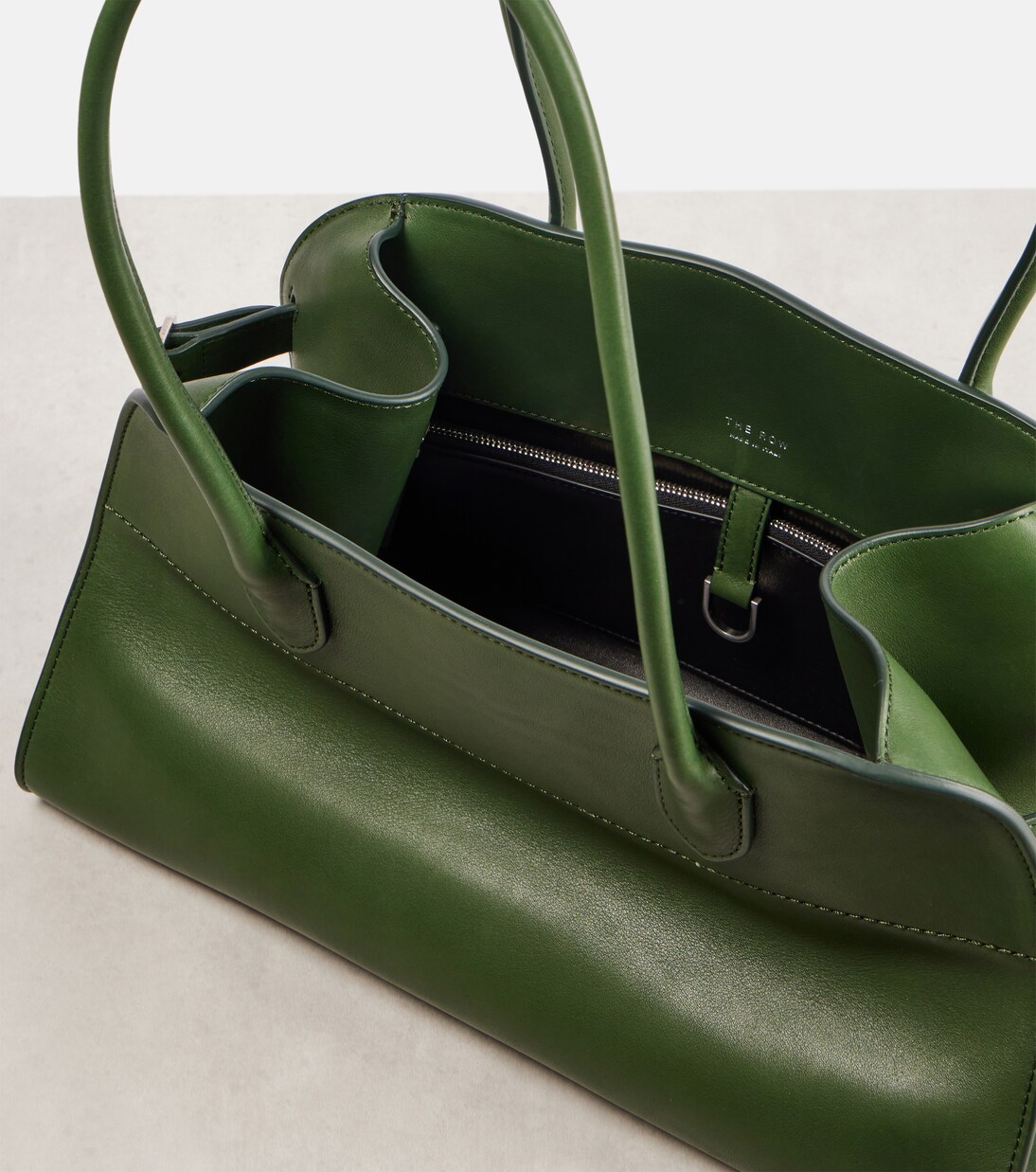 Schultertasche Margaux 12 aus Leder | The Row