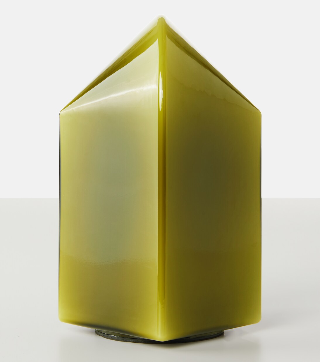 Parade Medium table lamp, EU plug | Hay