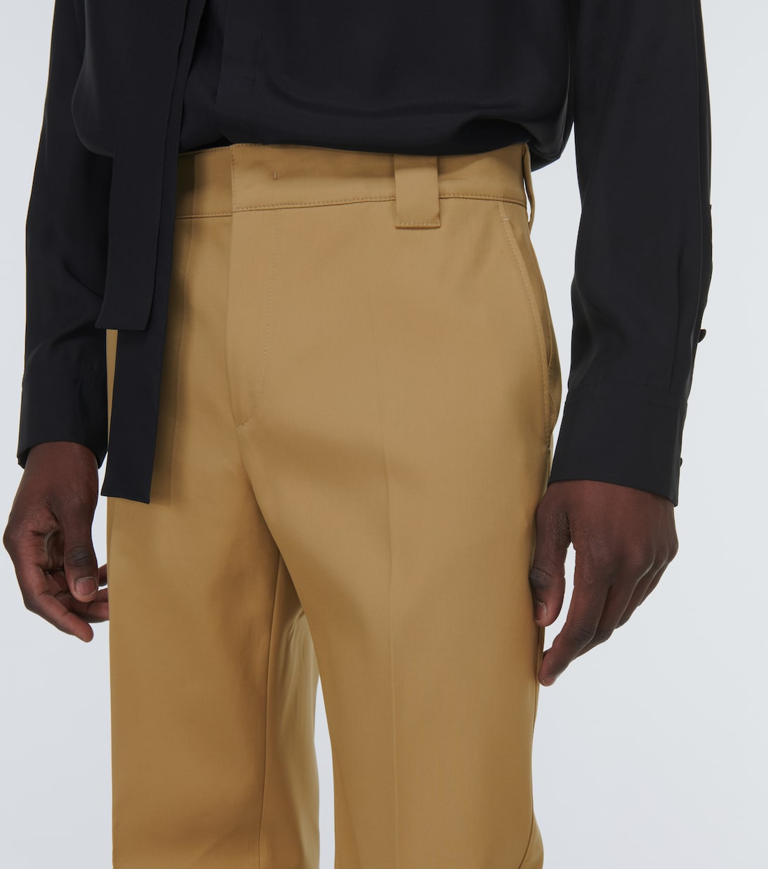 Pantalones rectos en gabardina de algodón | Valentino