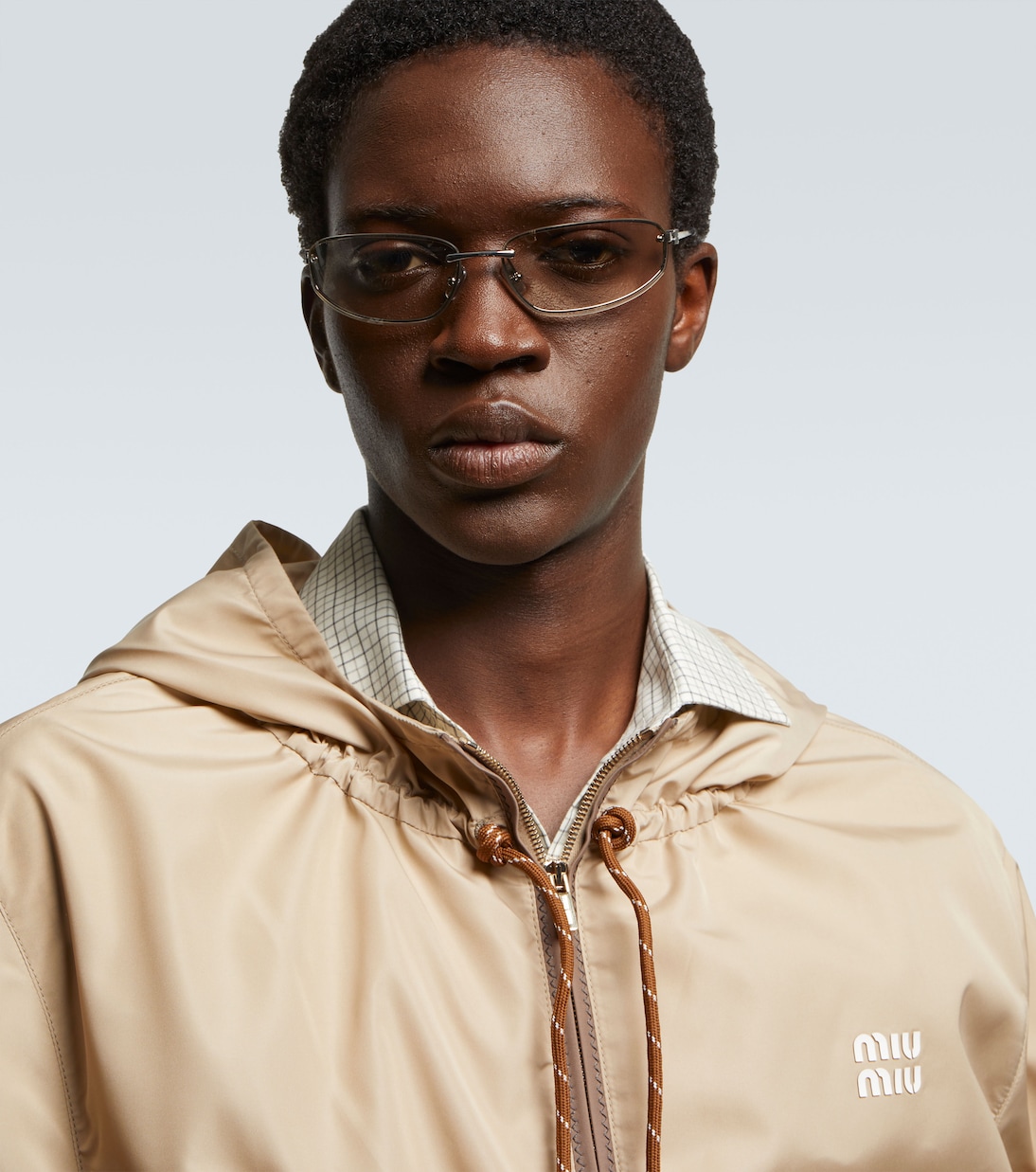 Ovale Sonnenbrille | Miu Miu