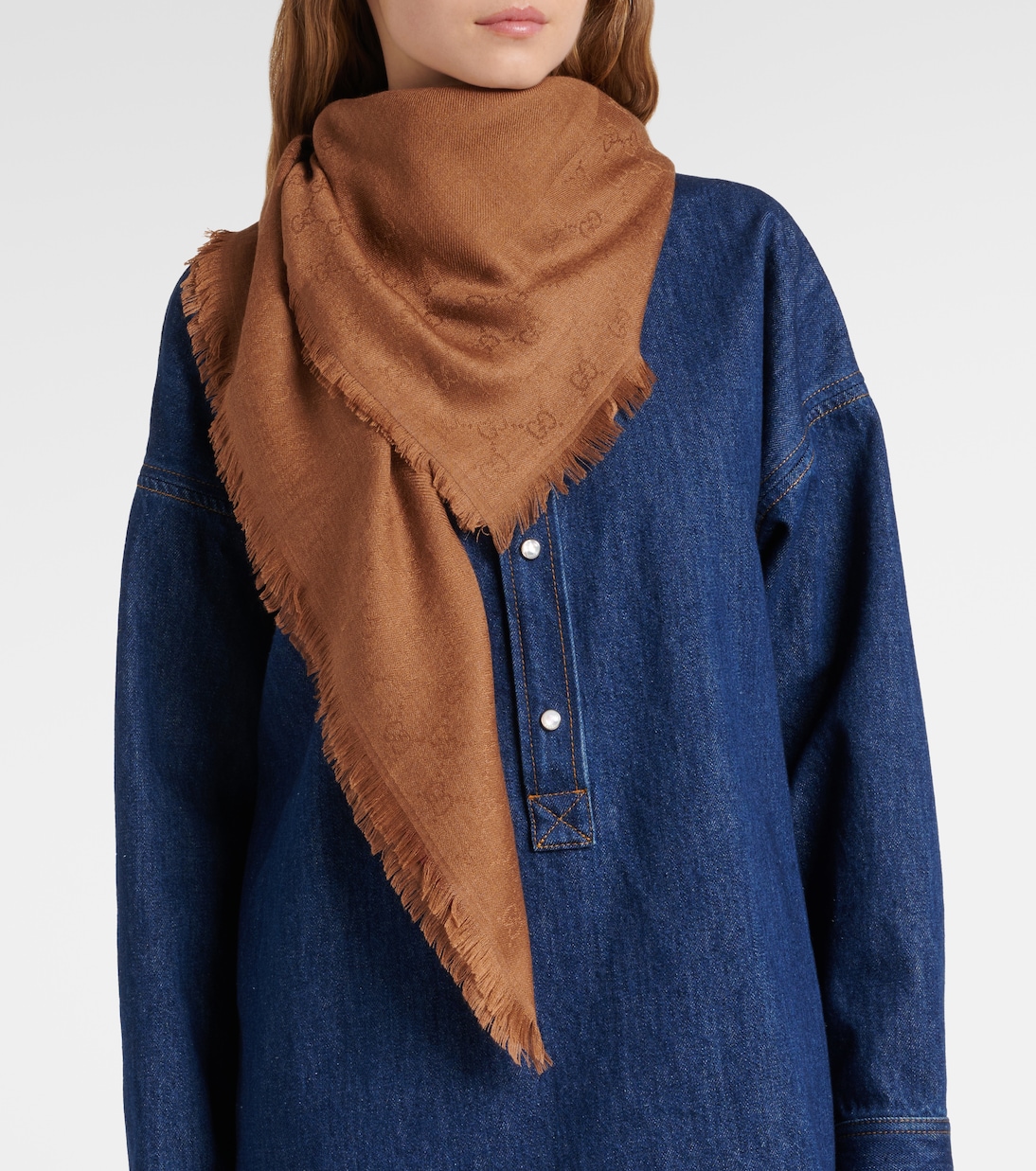 Sciarpa GG in jacquard di lana e seta | Gucci