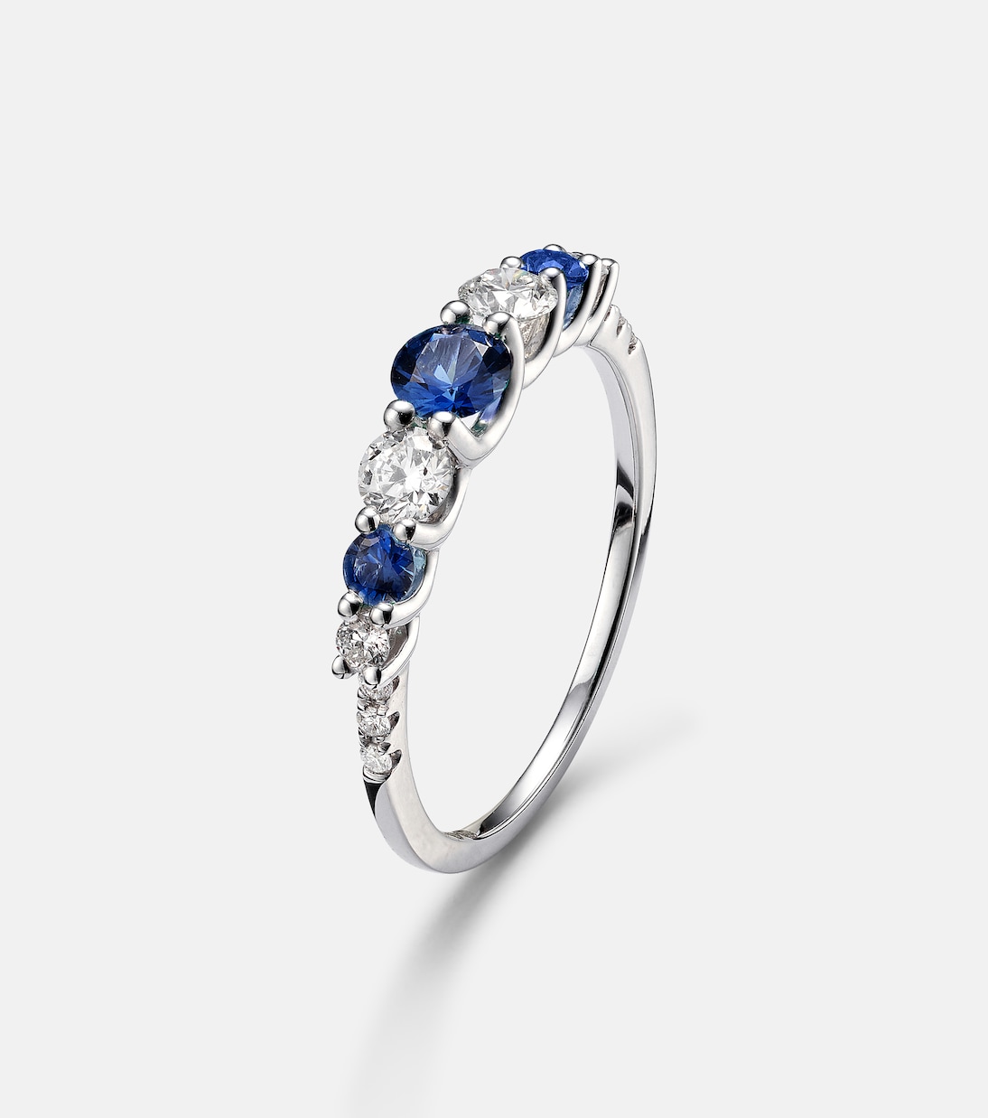 Anello in oro bianco 18kt con zaffiri e diamanti, gioielleria raffinata per giovani