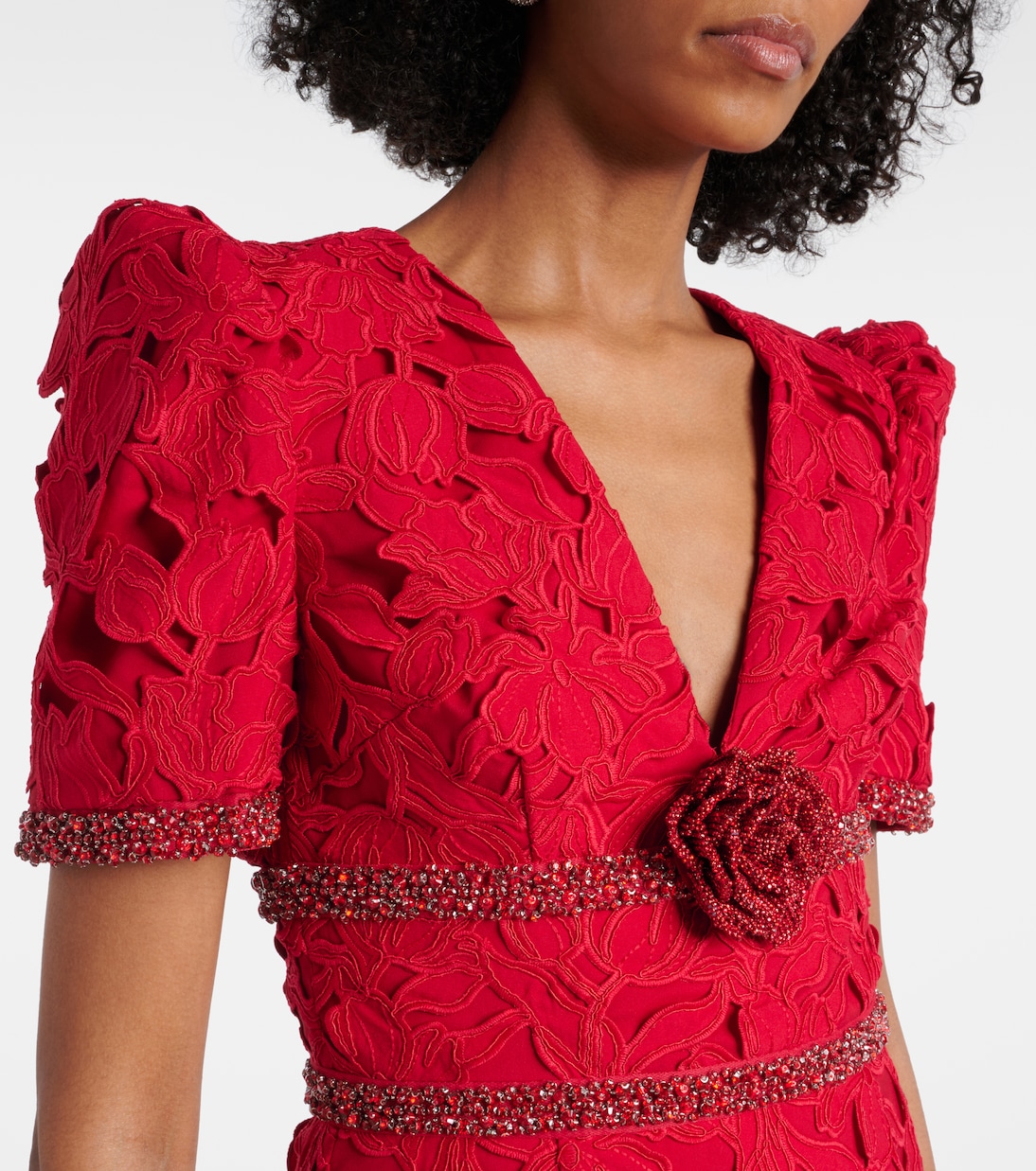 Abito midi in pizzo con decorazioni | Rebecca Vallance