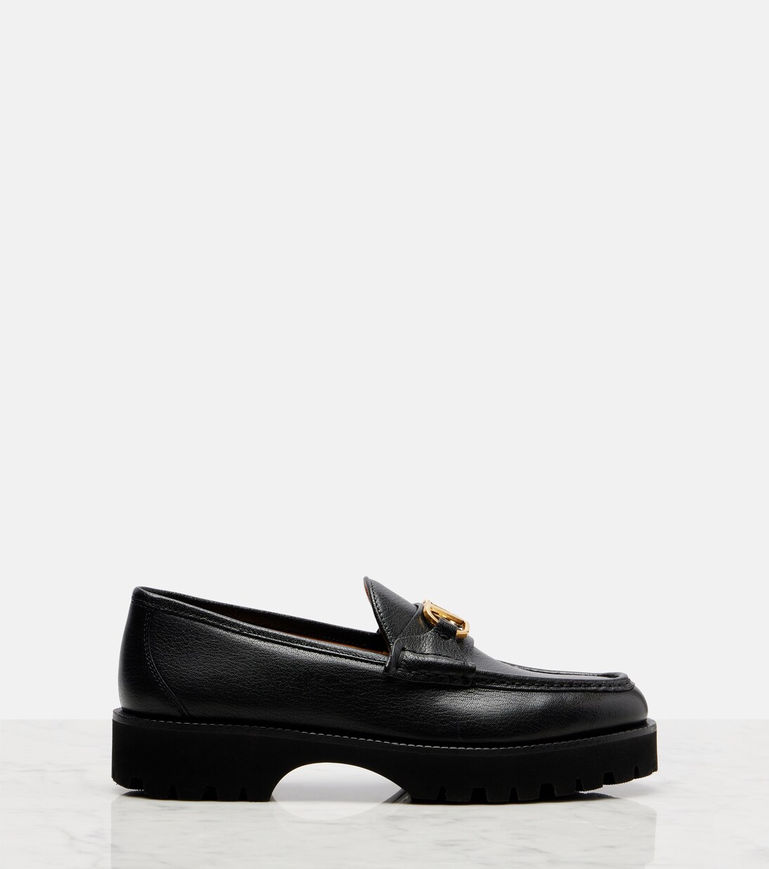 VLogo leather platform loafers | Valentino Garavani