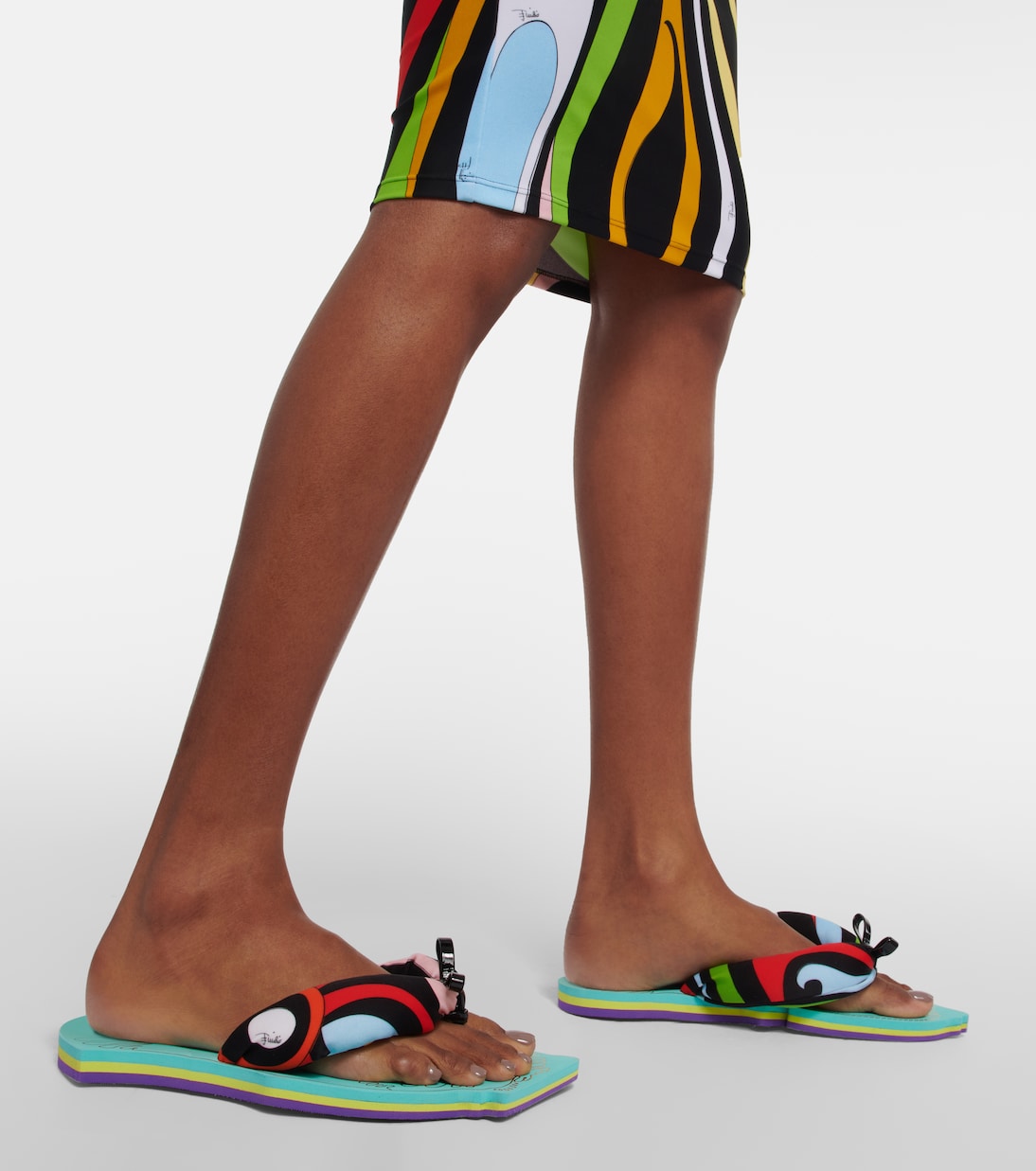 Printed fabric thong sandals | Pucci