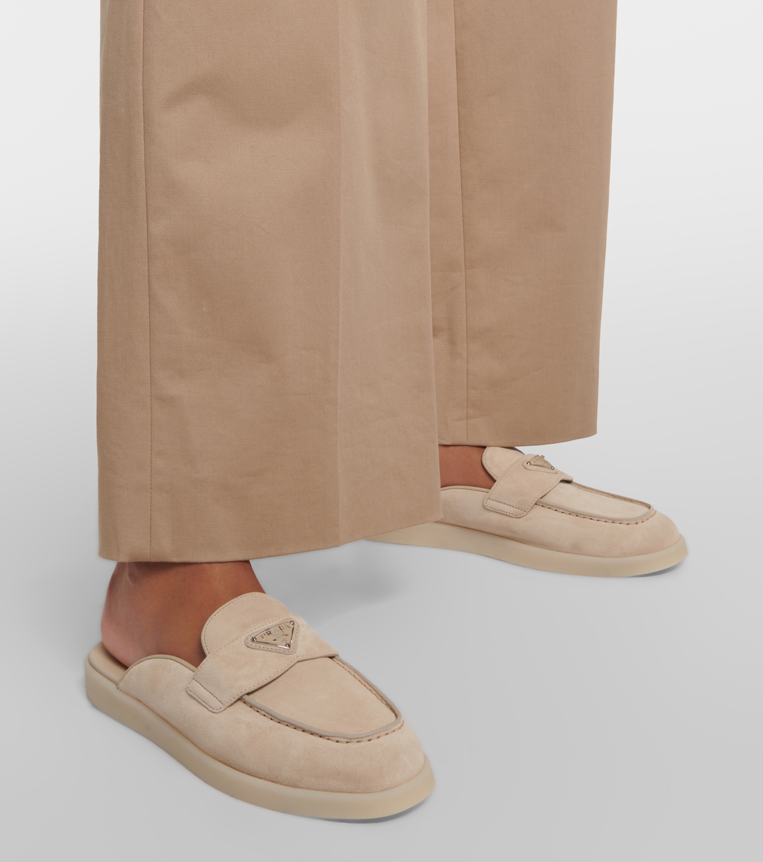 Mules Saint Tropez en daim | Prada