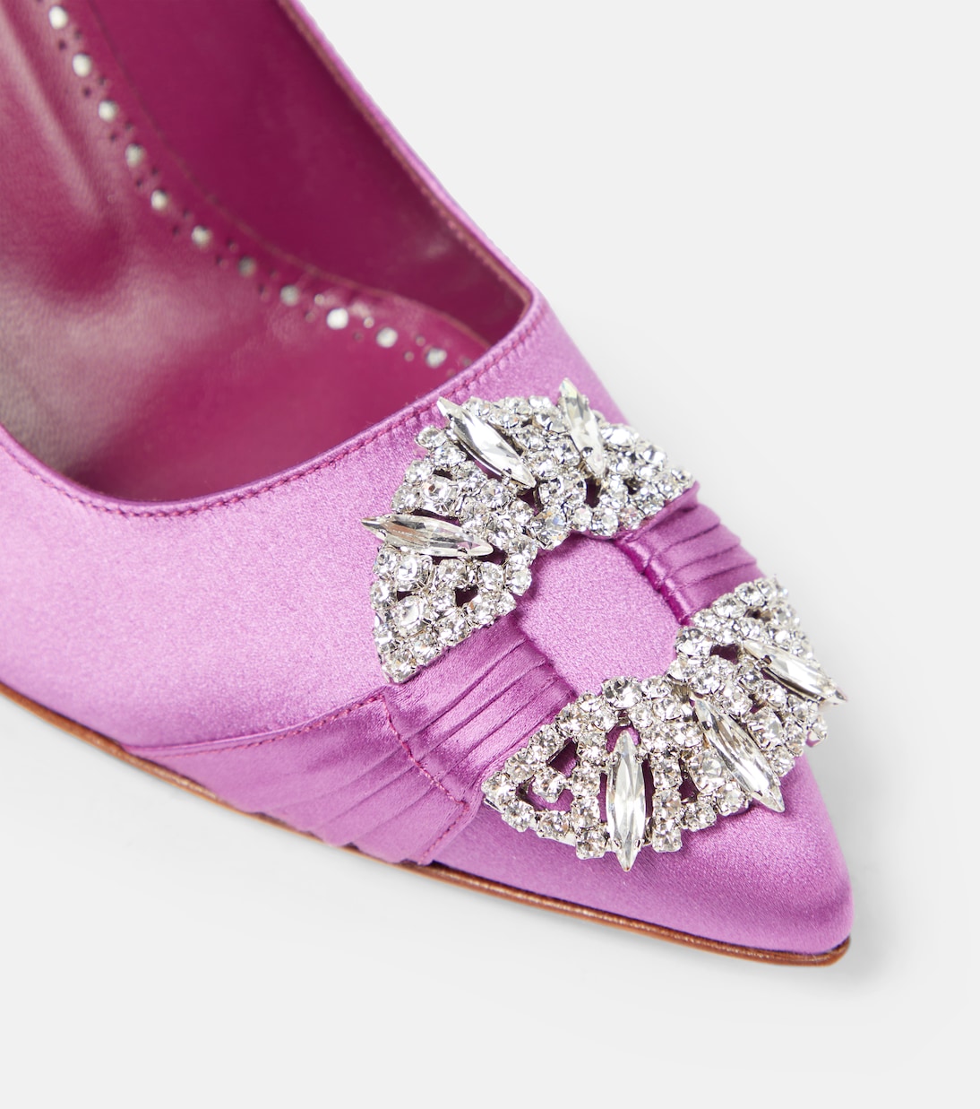 Maidapump embellished satin pumps in blue - Manolo Blahnik