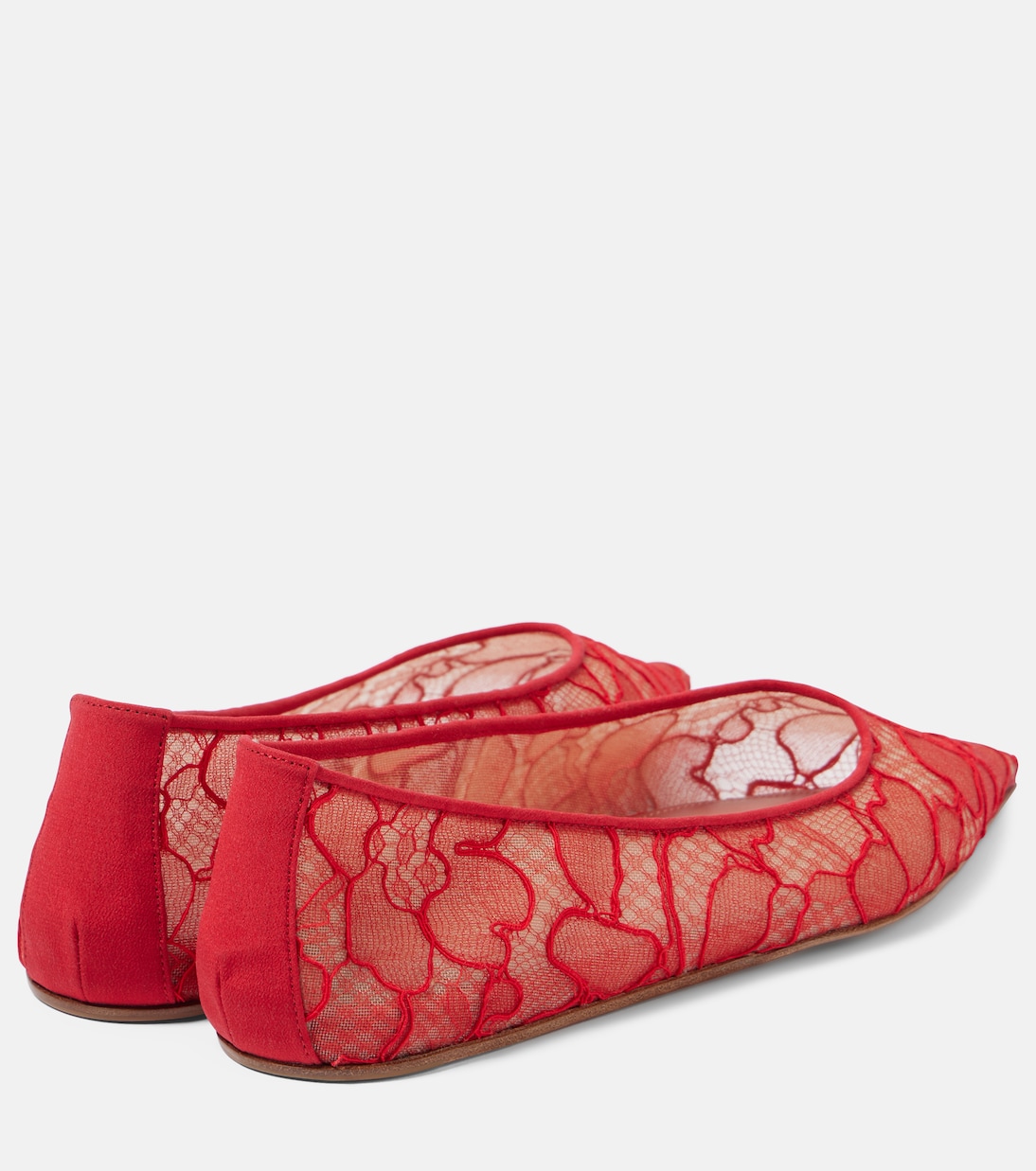 Scarpe ballerina in pizzo Barbara di Amina Muaddi per uno stile giovane e raffinato