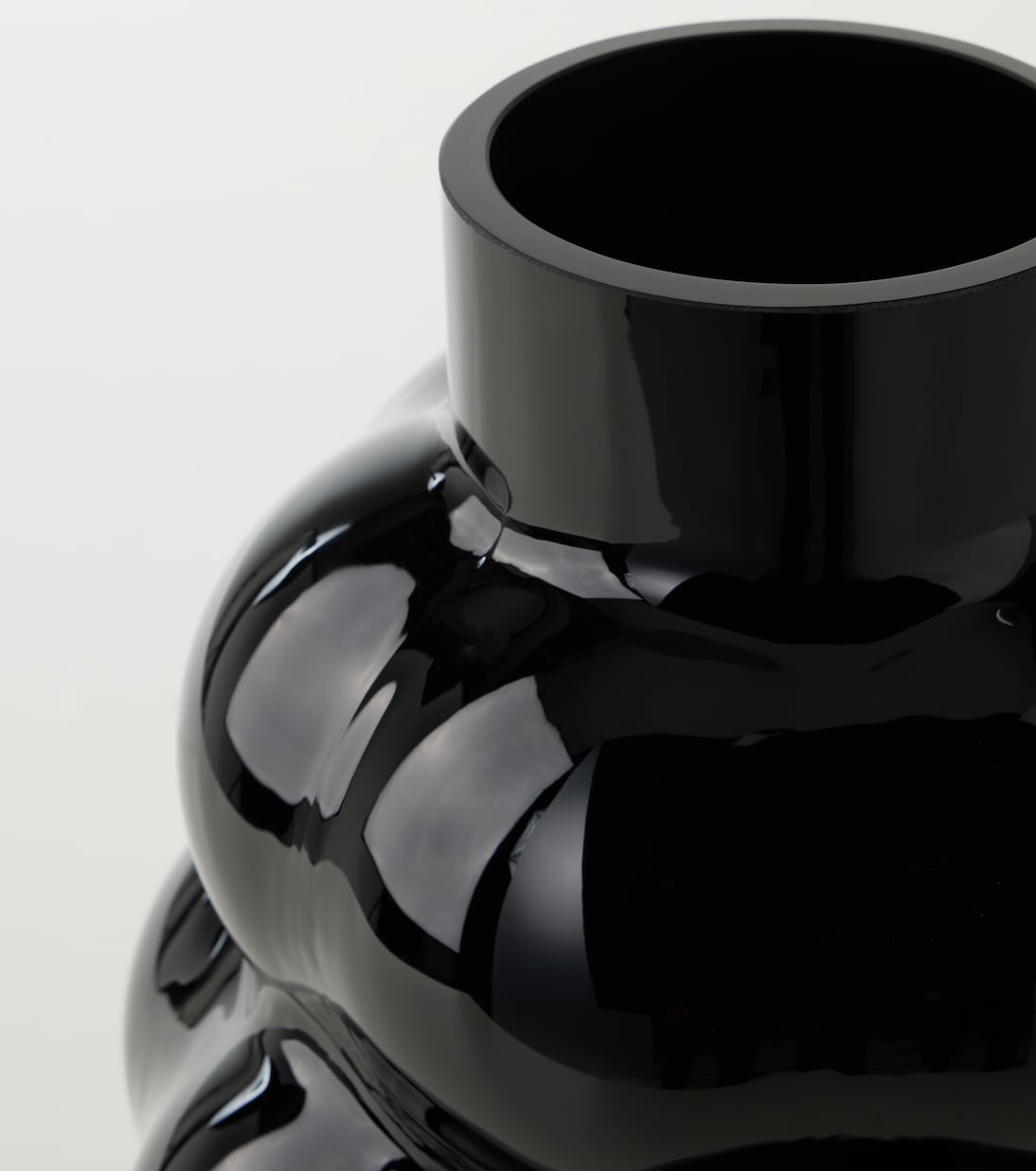 Balloon 04 glass vase | Louise Roe