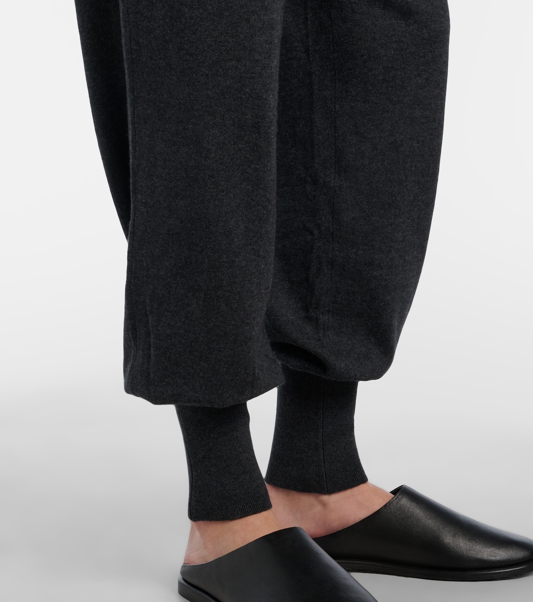 Cotton and cashmere tapered pants | Lisa Yang