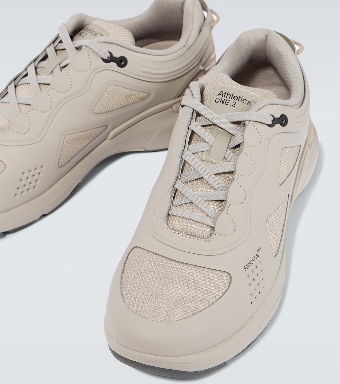 Sneakers One.2 | Athletics Footwear