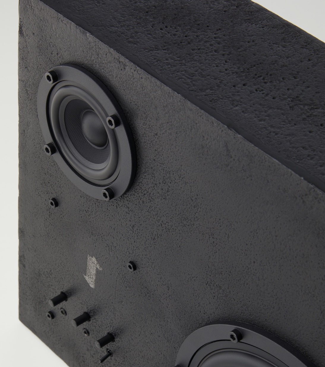 Steel speaker | Transparent