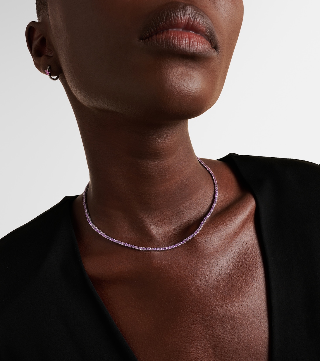 Collier en or blanc 14 ct et saphirs lilas | Roxanne First