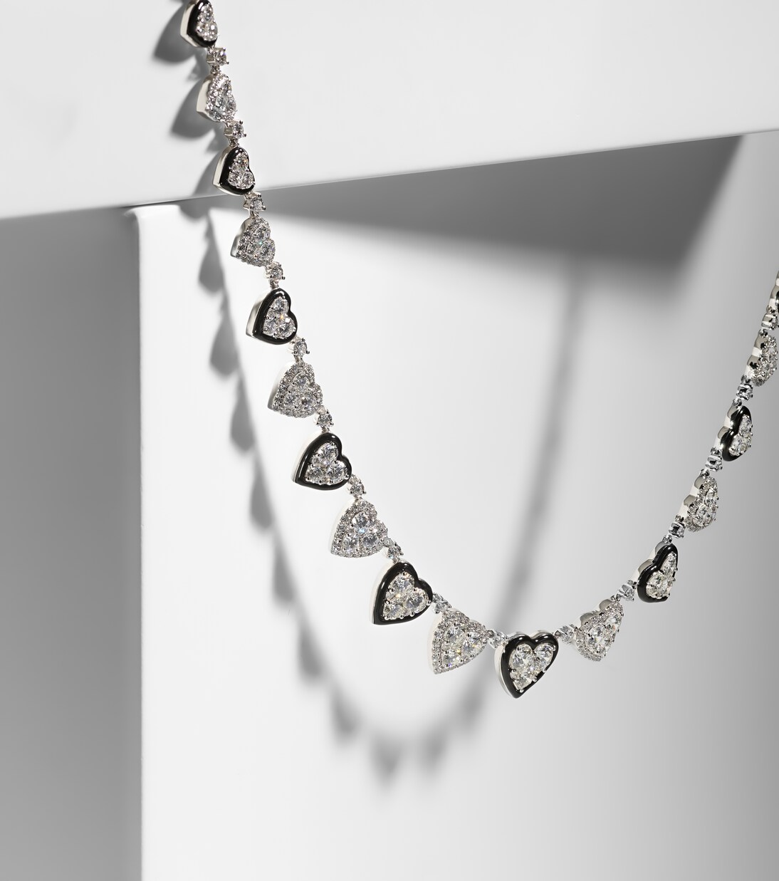 Choker aus 18kt Weißgold mit Emaille und Diamanten | Kamyen