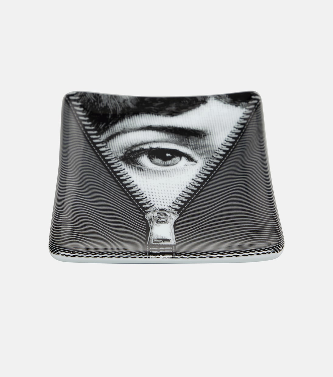 Tema e Variazioni n.401 ashtray | Fornasetti