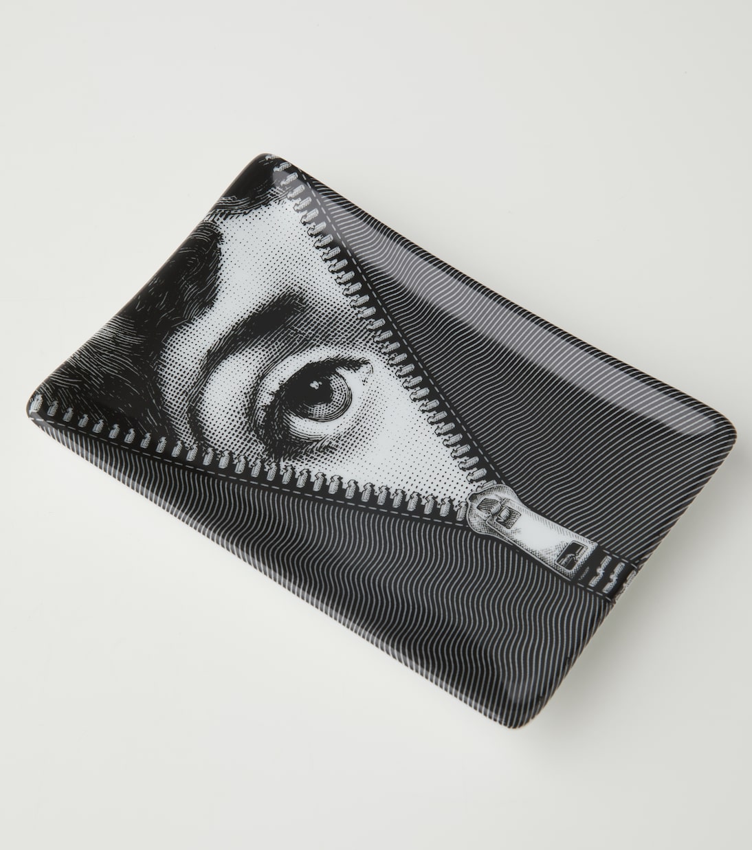 Tema e Variazioni n.401 ashtray | Fornasetti