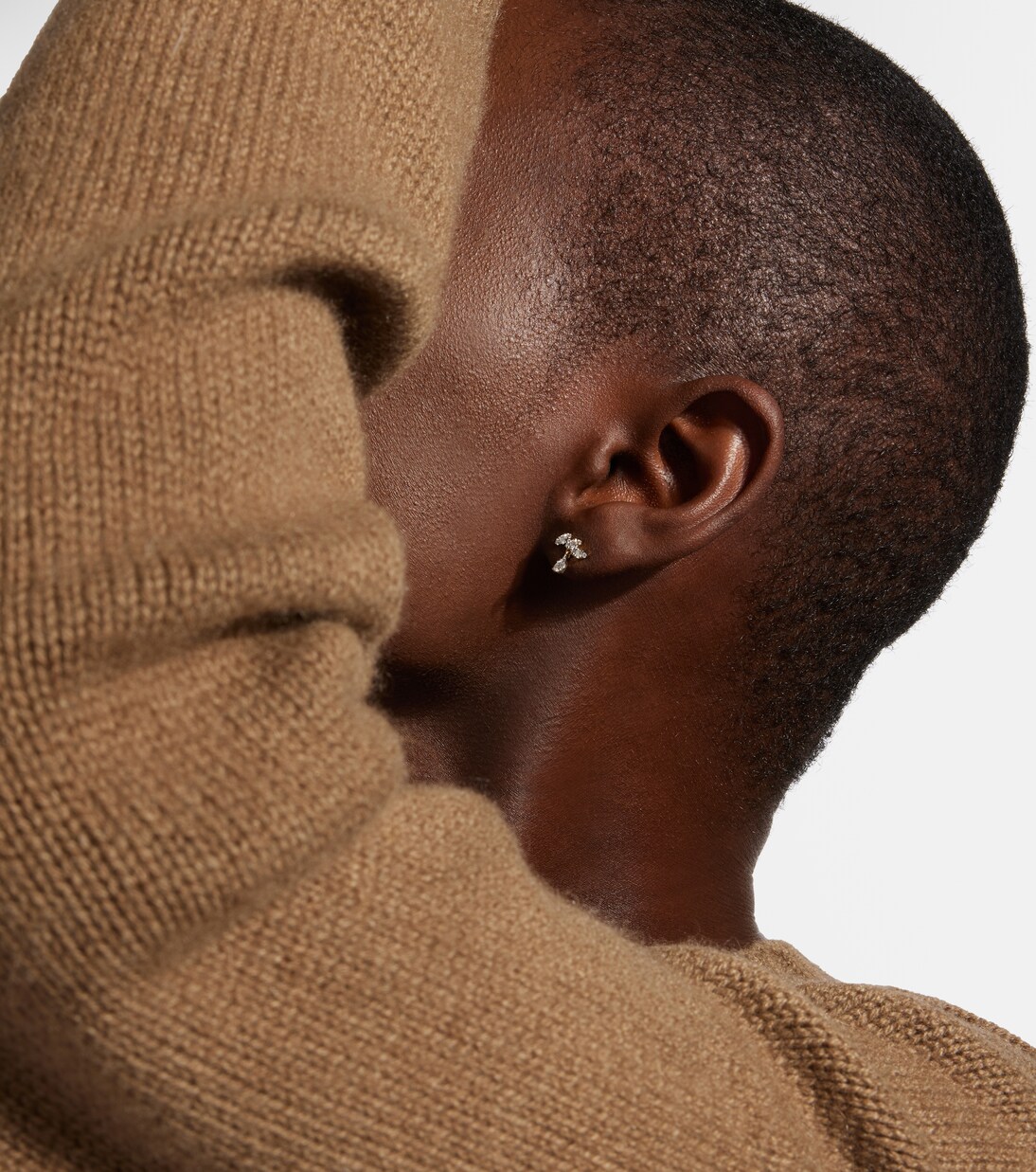 Orecchini in oro 10kt con diamanti Muse Drop by STONE AND STRAND per giovani alla moda