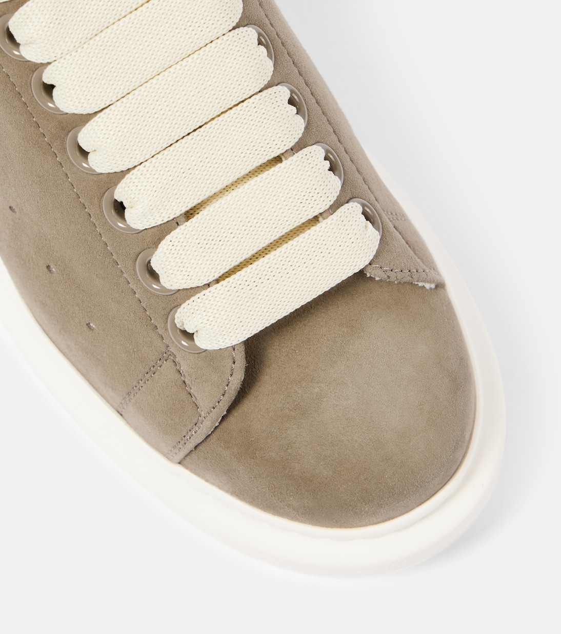 Sneakers oversize in suede con platform | McQueen