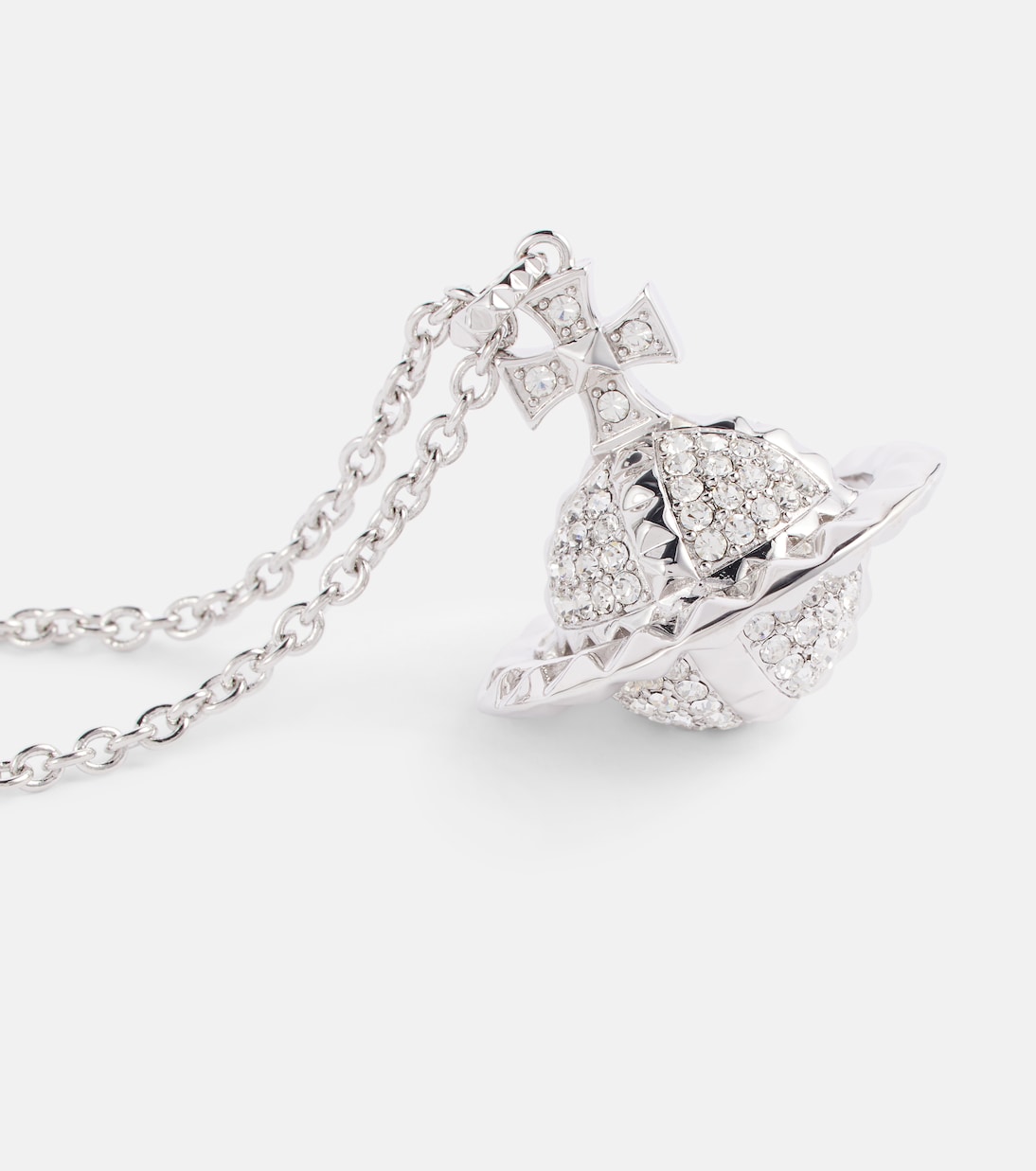 Collana con pendente VIVIENNE WESTWOOD per uno stile giovane e audace
