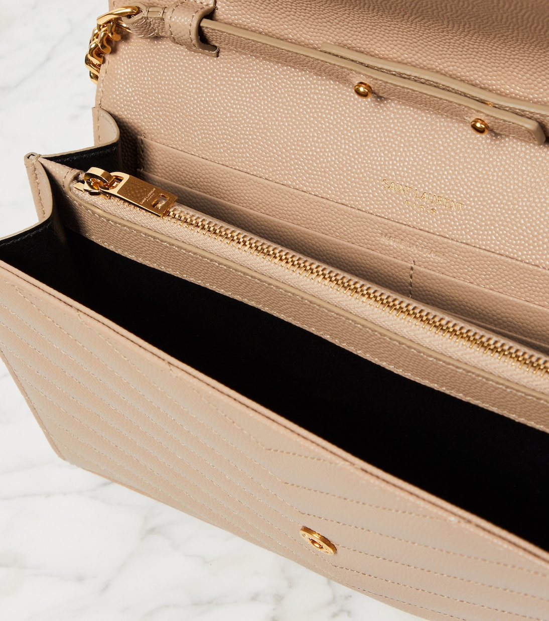 Cassandre matelassé leather wallet on chain | Saint Laurent