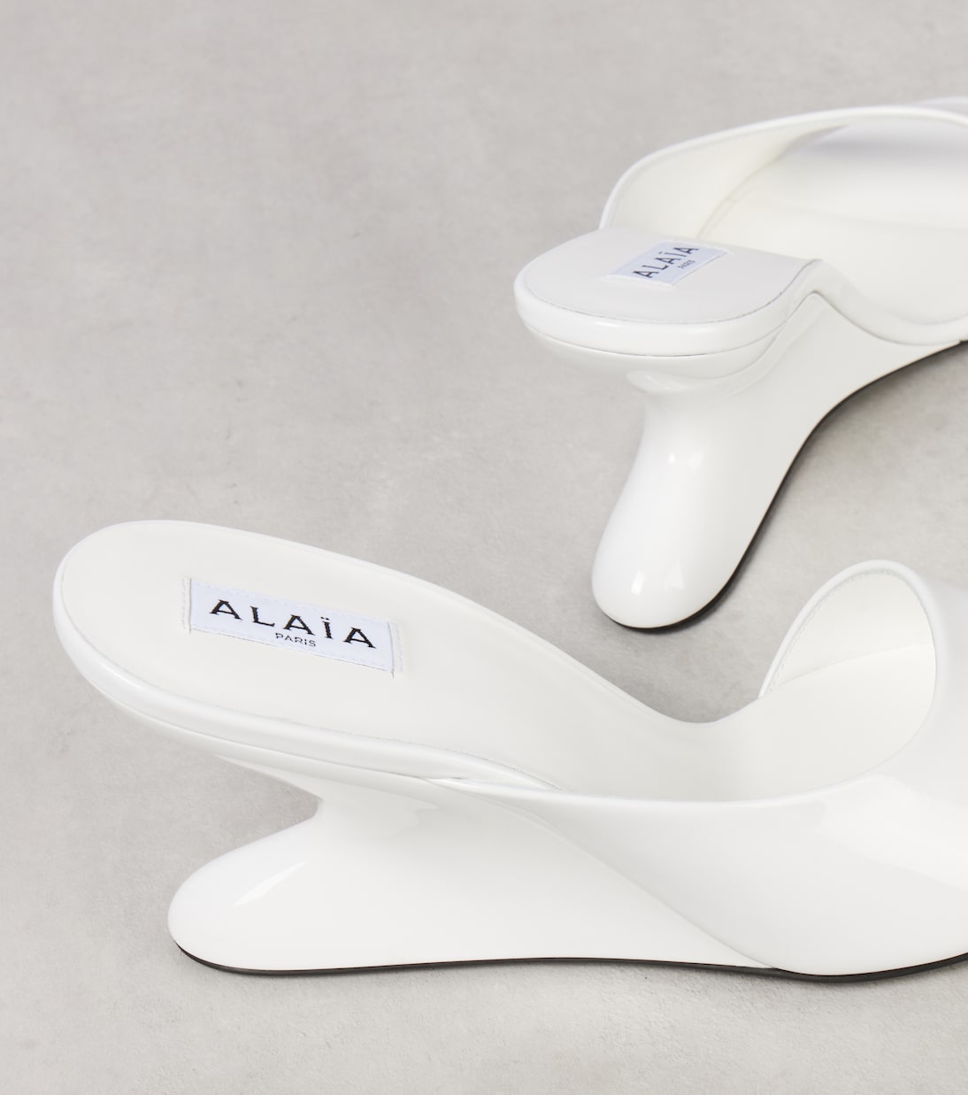 Cuñas Curve 75 de charol | Alaïa