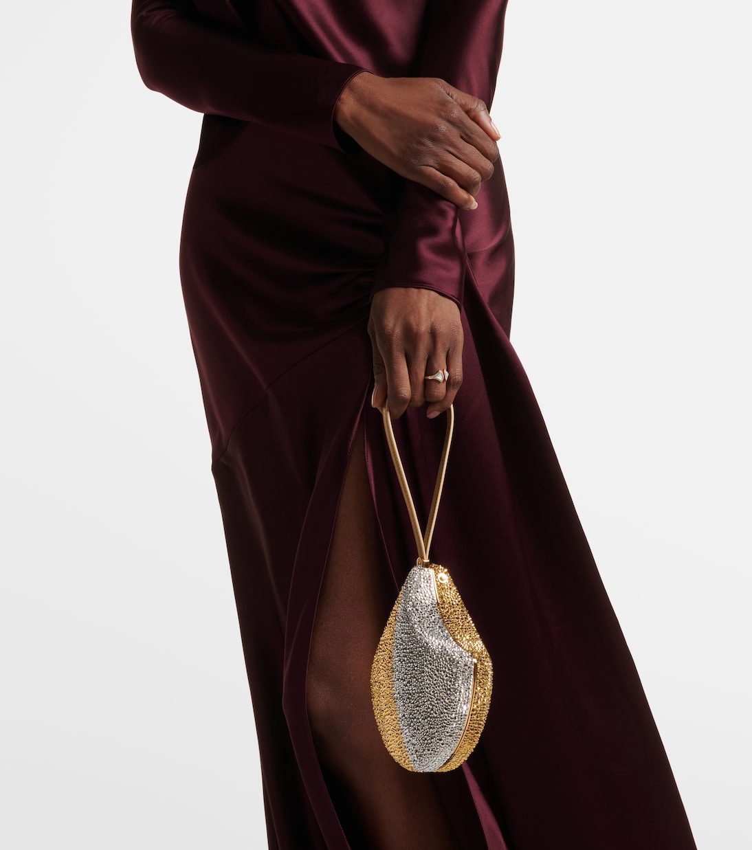 Pochette Gingko en daim à cristaux | Bvlgari