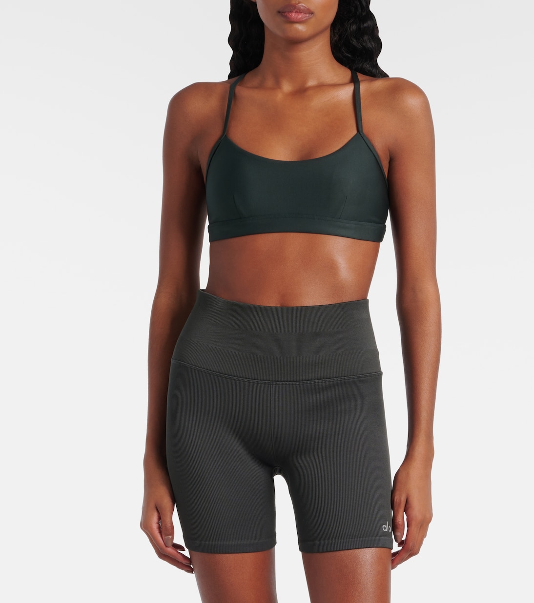 Seamless Ribbed Favorite biker shorts | Alo Yoga
