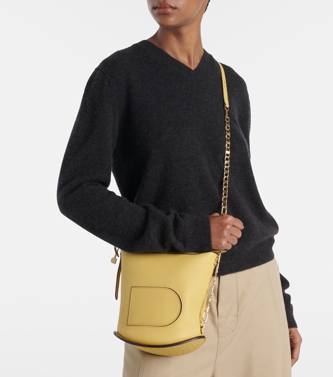 Schultertasche Pin Twist aus Leder | Delvaux