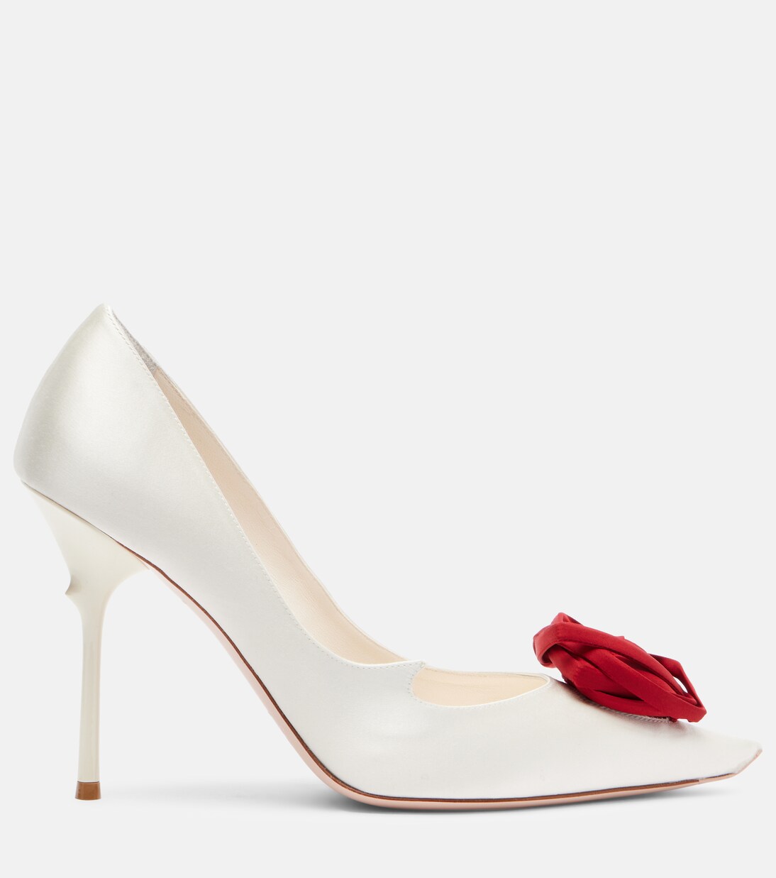 حذاء من الساتان مع تزيين بالورود Epine Rose 100 | Roger Vivier