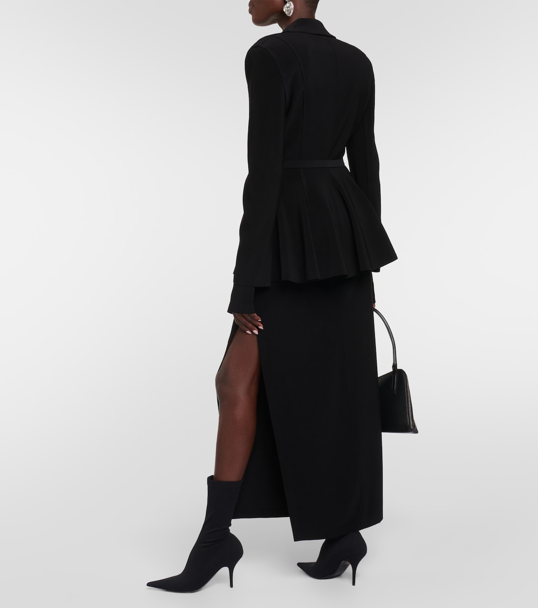 Chaqueta de Punto con Cinturón y Detalle Peplum para Jóvenes Modernos