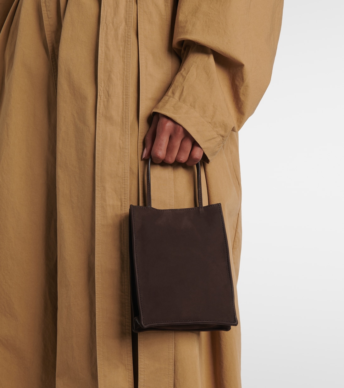 Tote To Go Small aus Veloursleder | The Row