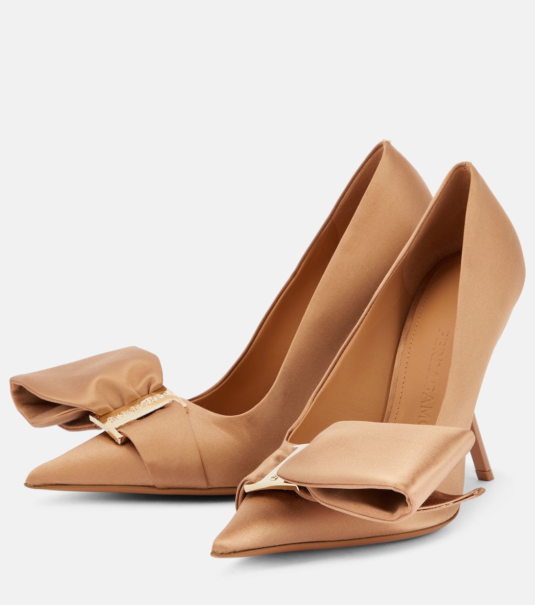 Verzierte Pumps Erica aus Satin | Ferragamo