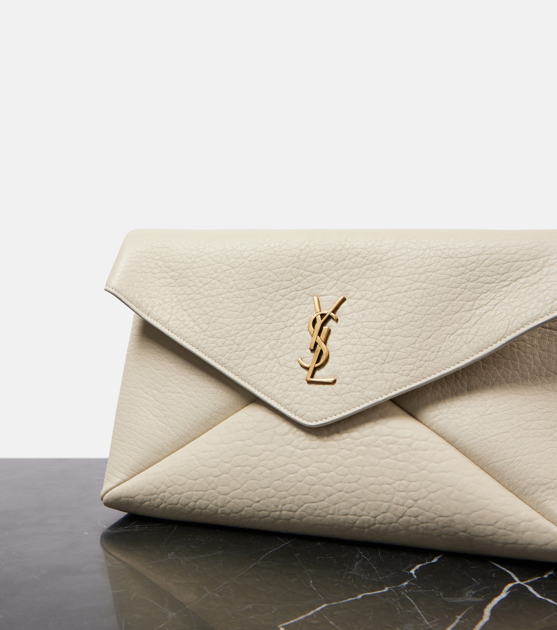 Pochette Cassandre Large en cuir | Saint Laurent