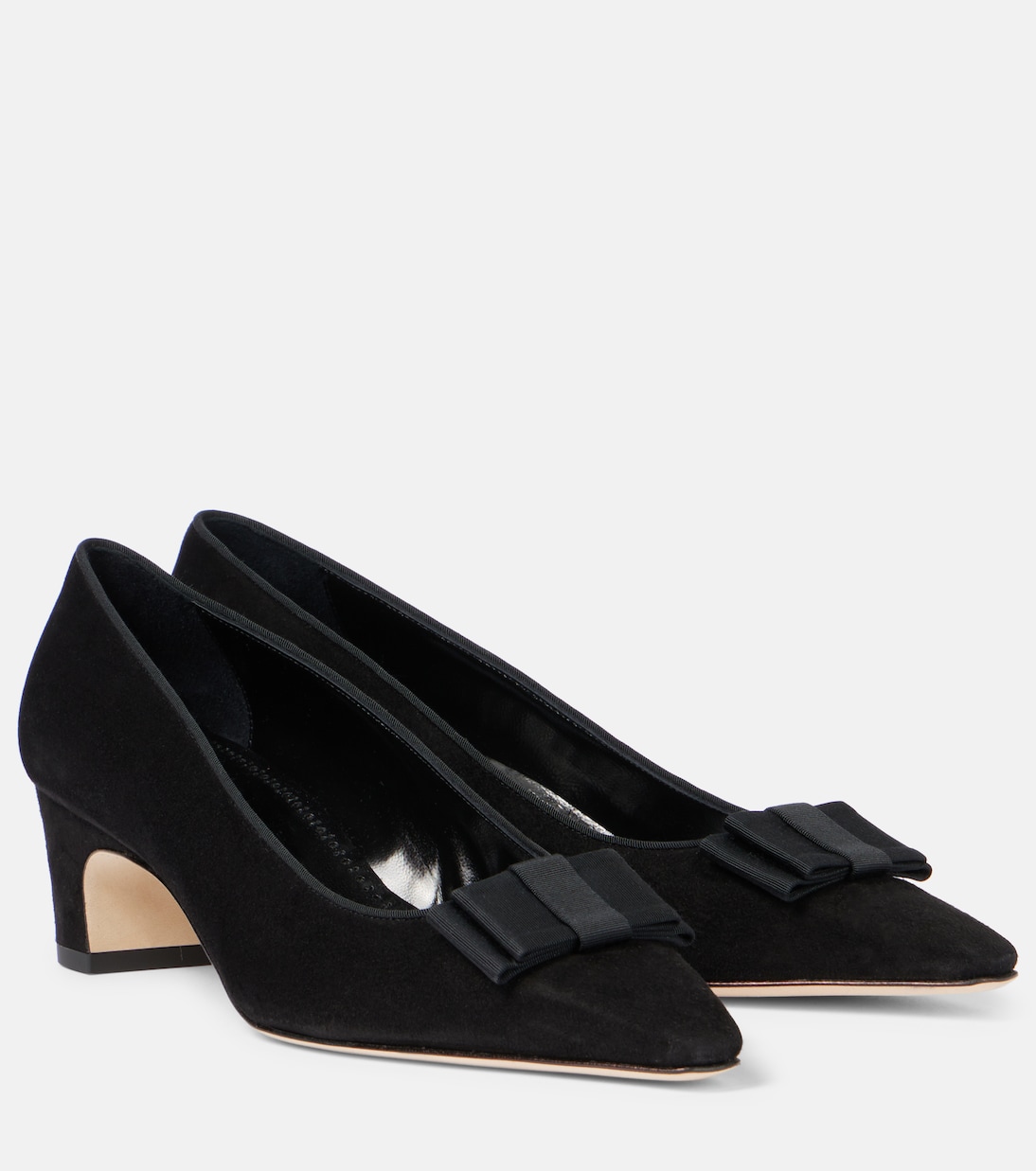 Scarpe con fiocco in suede di Manolo Blahnik - Stile giovane e raffinato