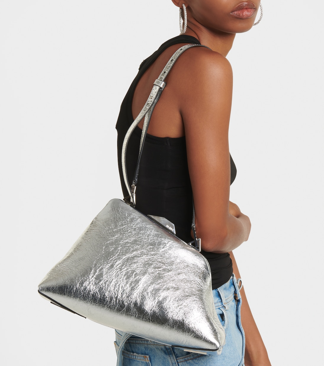 Borsa a spalla Day Off in pelle metallizzata | The Attico