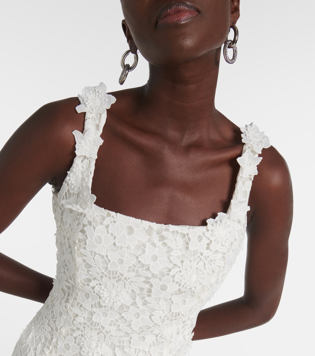 Vestido corto Marrie de encaje | Safiyaa